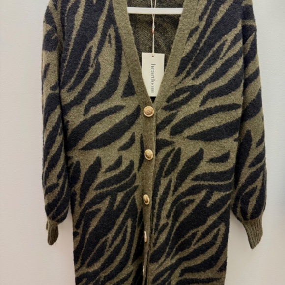 Heartloom Nola Cardi - Picture 4 of 9